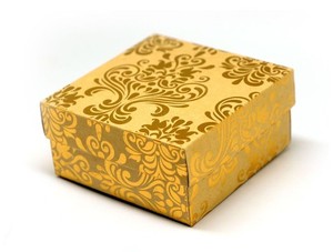 Boîte rigide de cadeau de modèle rétro écologique avec la fermeture magnétique en carton ondulé de stratification brillante et l'aluminium - Product Image 2