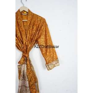 Bata Kimono de Seda Tejida a Mano India, Cuello en V, Cierre con Cordón, Diseño de Parches, Mangas Tres Cuartos, para Mujer, para las Cuatro Estaciones - Product Image 3