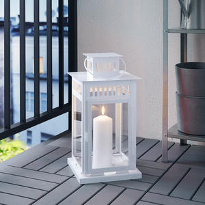 Linterna de vela antigua de tendencia superior Diseño de vidrio transparente único Acabado de metal personalizado para la decoración del hogar y Ramadán - Product Image 5