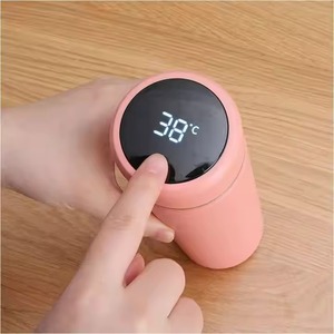 Botella de Agua de Metal Aislada de la Mejor Calidad de Adan Enterprises, Pantalla LED de Temperatura, Técnica Pulida, 1 Pieza, Precio Económico - Product Image 5