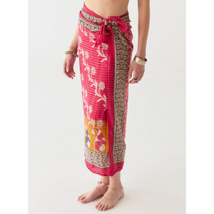 Maison Hotel Byron Sarong Rojo Stuart, Traje de Baño, Pareo - Product Image 3