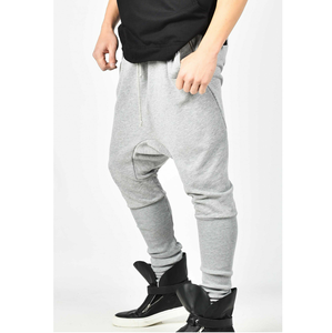 Pantalon de survêtement respirant noir à taille élastique et entrejambe tombant, personnalisé et élégant, unisexe, 100 % polyester, collection 2024 - Product Image 6