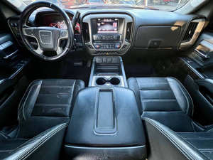 Usado 2015 G * MC Sierra 2500HD Denali - Product Image 4