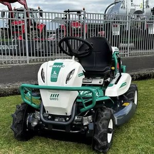Tondeuse à gazon industrielle Orec Rabbit RM982F 4x4 23 CV Lame de 30 pouces Puissance 1800 W Moteur diesel 2 temps 28 V Orec Rabbit RM982F - Product Image 1