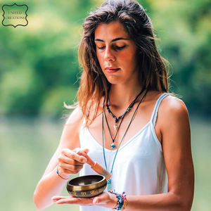 Bol chantant tibétain en métal fabriqué à la main bol chantant tibétain bol chantant pour le yoga et la méditation - Product Image 6