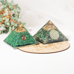 Meilleure pyramide de guérison en malachite orgone pour la méditation et la décoration, idéale pour soulager le stress - Product Image 3