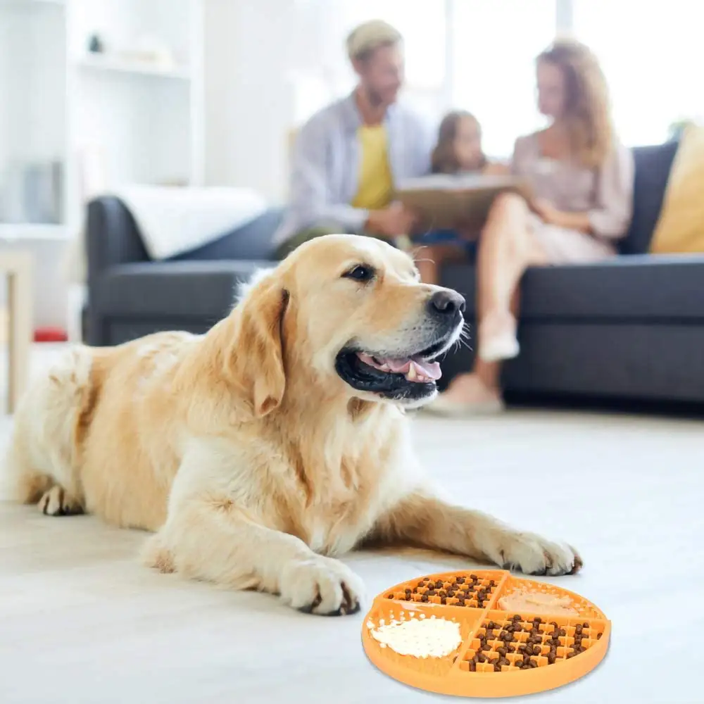 Hot Sale Licking Mat for Dogs and Cats Dog Slow Feeders Boredom Anxiety Reduction Dog Treats Yogurt or Peanut Butter Treat Mat