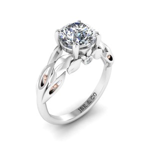 Bague de fiançailles design feuille d'argent 925 plaqué or diamant rond de style moderne pour les femmes au prix de gros - Product Image 2