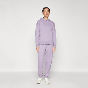 Qualité supérieure Prix bas Vêtements de sport pour femme Survêtement OEM Ensembles deux pièces pour femme taille adulte coupe ajustée - Product Image 1