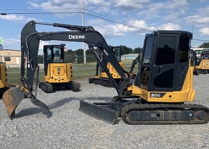 Mini-excavatrices sur chenilles John Deere 50G d'occasion avec une capacité de godet de 1,5 m³ à vendre - Product Image 4
