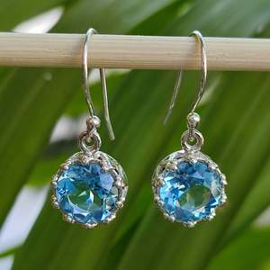 Pendientes Colgantes Hechos a Mano de Plata de Ley 925 con Topacio Azul, Joyería de Piedras Preciosas Naturales, Regalo de Piedra de Nacimiento de Diciembre con Esmeralda Principal - Product Image 6