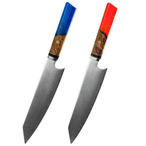 Couteau de chef professionnel japonais en acier Damas de 8 pouces avec manche en bois de résine - Product Image 1