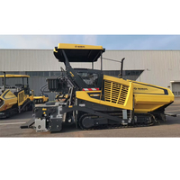 Machine à pavage routier BOMAG BF 700 C 3 L, largeur de travail de 2500 mm à 9000 mm, équipement de construction en asphalte