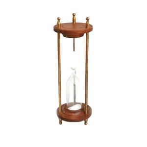 Minuteur de sable décoratif en laiton nautique à la mode avec verre transparent et sable blanc avec vernis de couleur naturelle - Product Image 2
