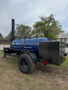 Achetez un barbecue à gaz portable en acier inoxydable avec garantie de 2 ans, pneus de remorque, cheminée, allumage électronique et dispositif de sécurité anti-flamme - Product Image 1