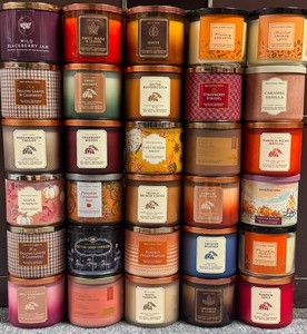 เทียนหอมกลิ่นไม้มะฮอกกานีและไม้สักจาก Bath and Body Works ขายส่ง - Product Image 4