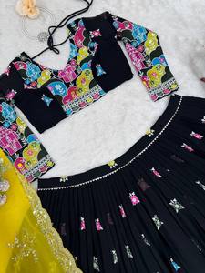 NEW LAUNCHING NAVRATRI SPECIAL LEHENGHA CHOLI for PARTY with ATTRACTION <b>MIRROR</b> WORK REVERSER & CASUAL STYLE - Product Image 4