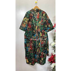 Robe de chambre artisanale bohème style kimono en coton imprimé au bloc, douce et durable, motif animal, pour l'été et la détente à la maison - Product Image 4