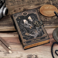 Livre des sorts Journal en cuir Deckle Edge Paper Grimoire Cahier imprimé Gothique Crâne Amant Antique Vintage Journal