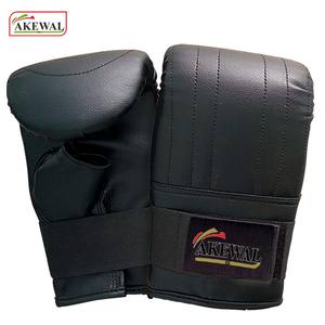 AKEWAL Gants d'entraînement professionnels en cuir Vente en gros Mitaines de boxe pour hommes femmes enfants Sac d'entraînement en cuir synthétique - Product Image 2