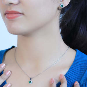 Conjunto de Joyería Geométrica Zarkan Green Delight con Perlas y Circonitas - Regalo Clásico para Fiestas y Bodas - Product Image 2