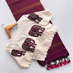 Elegante Sari de Algodón Khadi con Trabajo Aplicado, Fabricante de la India a Precio Económico, Proveedor de Surat, Exportador de Moda Femenina - Product Image 1