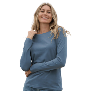 Camiseta de Manga Larga con Cuello Redondo para Mujer, Color Azul Crepúsculo, 100% Algodón Orgánico de Lujo, Preencogido, Certificado GOTS, Ajuste Clásico, Suave y Premium - Product Image 3