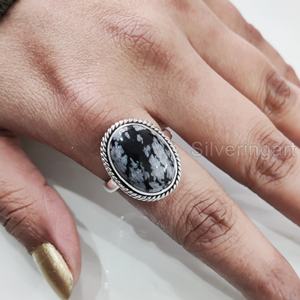 Anillo para Mujer con Obsidiana Natural en Forma de Copo de Nieve, Banda Simple, Regalo de Navidad o Aniversario, Joyería Hecha a Mano, Anillo de Plata Esterlina 925 - Product Image 3