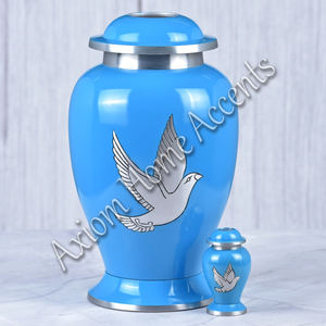 Urna de cremación de aluminio hecha a mano con estética moderna hermosa urna de tributo por Axiom Home Accents - Product Image 1