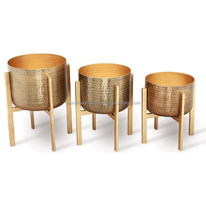 Modern Style Metal Sheet Luxury <b>Planter</b> With <b>Gold</b> Powder Coating Finishing Round Shape Simple Design For Garden Decoration - Product Image 5