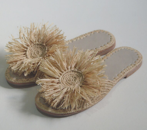 รองเท้าทำด้วยมือโมร็อกโกทำจากปาล์มธรรมชาติและพื้นหนังแท้ - Product Image 1