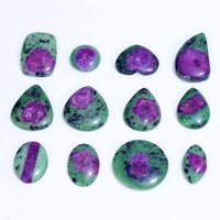 Cabochon en pierre précieuse de quartz zoïsite rubis 100% naturel, forme/taille personnalisée, pierres brutes non traitées pour la fabrication de bijoux