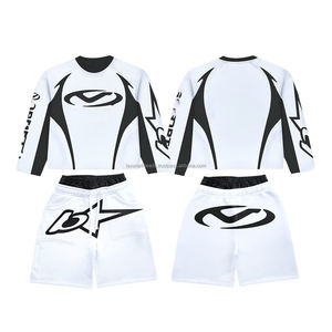 Ensemble court 2 pièces tendance pour femme 2026 – Tenue décontractée et sportive en coton 100 % respirant et écologique, coupe régulière, couleur unie - Product Image 1