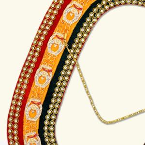 เครื่องราชกกุธภัณฑ์ทรงปิรามิดปลอกคอโซ่หลายสีทำจากโลหะชุบทอง - Product Image 5