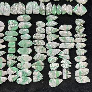 Cabujones de variscita de cuarzo natural de alta calidad, paquete de piedras preciosas sueltas, tratamientos pulidos verdes raros aplicados - Product Image 1