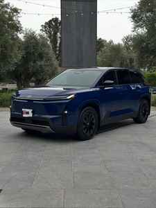 Venta al por Mayor de SUV Híbrido Highlander 2027, 4.5L E-CVT Euro IV, 5 Puertas, 5 Asientos, Volante a la Izquierda, Neumáticos R18, Techo Solar Panorámico Eléctrico - Product Image 5