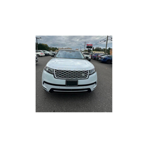 Range Rover avec des sièges de classe exécutive pour un confort ultime pour les passagers arrière. - Product Image 6