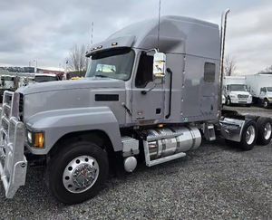 Camión Tractor Diésel de Larga Distancia 6x4 con Cabina Dormitorio para Entrega de Carga - ¡Lo Mejor! ! - Product Image 3