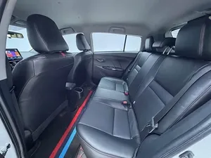 Yaris LX XP150 2023, Versión Facelift, Bajo Kilometraje, Motor en Perfecto Estado, Transmisión Automática, Techo Panorámico, Luces, Listo para Enviar - Product Image 2
