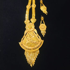 24K chapado en oro Dubai Vintage joyería de moda conjunto pendientes brazaletes peines broches con cobre y diamante para regalo en EE. UU. - Product Image 1