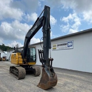 เครื่องยนต์/มอเตอร์ รถขุดตีนตะขาบ John Deere มือสอง พร้อมปั๊มประสิทธิภาพสูงและชิ้นส่วนเกียร์ รับประกัน 2 ปี จัดส่งรวดเร็ว ขาย - Product Image 1