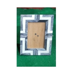 Wooden <b>Family</b> Photo <b>Frame</b> Square Shape Affordable Photo Display Stand Gift Box Packaging Available for Special Occasions - Product Image 4
