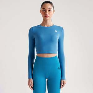 Blue for Dynamic Grip Sports <b>Crop</b> <b>Top</b> with Comfortable Fit and <b>Support</b> - Product Image 1
