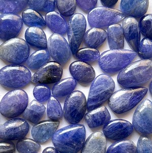 100% naturel bleu Tanzanite Cabochon mélange forme Cabochon pierre de naissance haute qualité pierre précieuse en vrac - Product Image 1