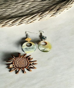 Pendiente de cuerno de búfalo de moda a la moda al mejor precio de F S International - Product Image 4