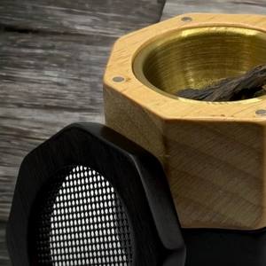 Quemador de Incienso Moderno de Madera con Soporte Negro Resistente al Calor, Diseño Minimalista, Quemador de Oud y Bakhoor, Decoración para el Hogar, Regalo Hecho a Mano de Primera Calidad - Product Image 6