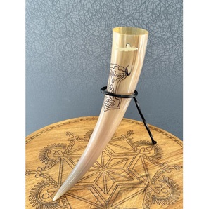 Cuerno para beber de búfalo orgánico de estilo vikingo nórdico, cuernos religiosos de estilo Animal con soporte de cuero disponible para venta a granel India - Product Image 4