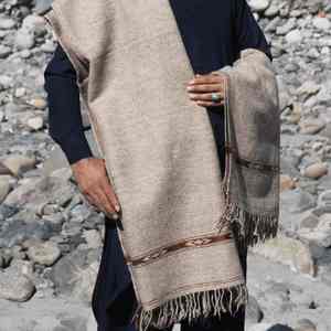 Men Soft <b>Wool</b> Shawl Winter Warm Breathable Traditional Solid Color Elegant <b>Wrap</b> 300g for Cold Season - Product Image 2