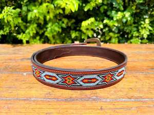 Ceinture unisexe en cuir véritable perlé de style western classique, faite à la main, avec boucle OEB, design tendance, mariages, longueur personnalisable - Product Image 3