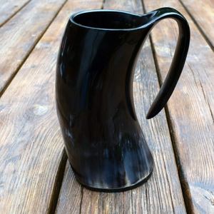 Authentique tasse de bière nordique médiévale polie à la main en corne de boeuf naturelle chope sculptée animal personnalisé récipient à boire taille personnalisée - Product Image 1